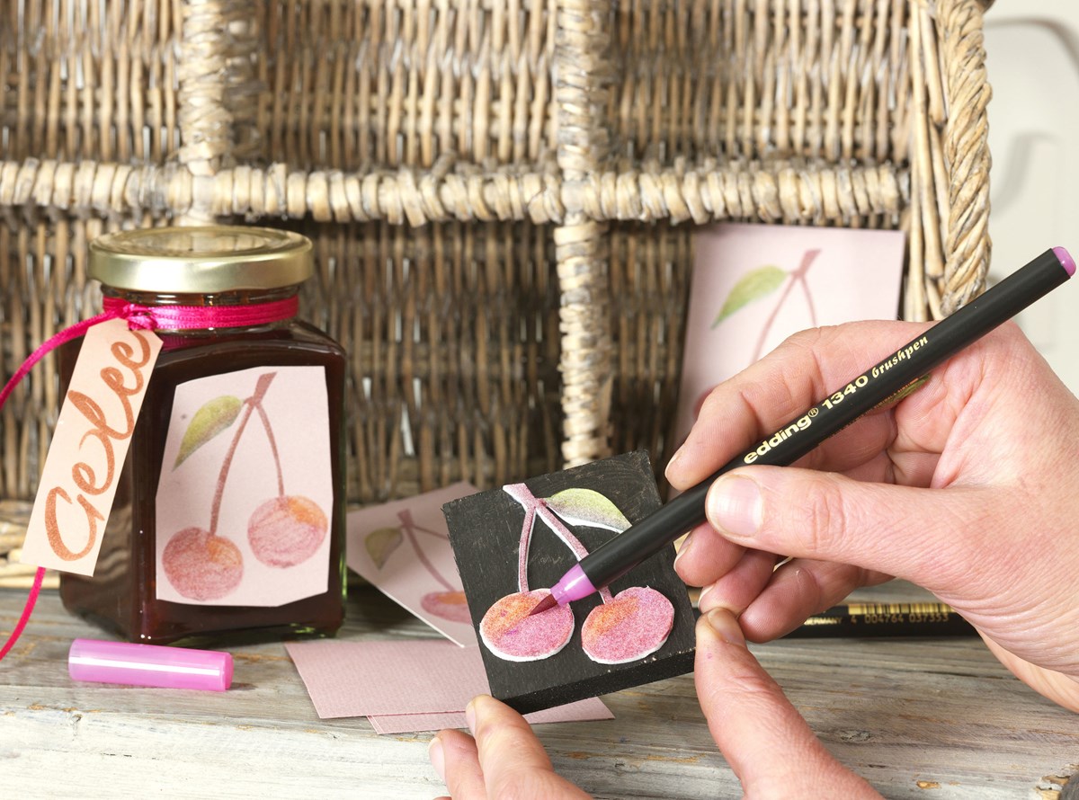 edding Colour Happy BTS Set e-1340/20 Stück + ColourMixer (17+4) sortiert, Pinselspitze 1 -3 mm (Art.-Nr.: 4-CH+1S)