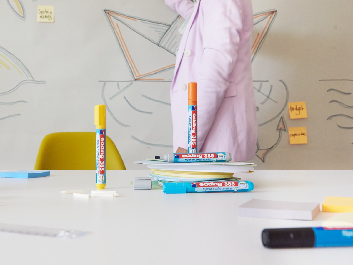 edding 385 Flipchart Effektmarker hellblau (Art.-Nr.: 4-385010)