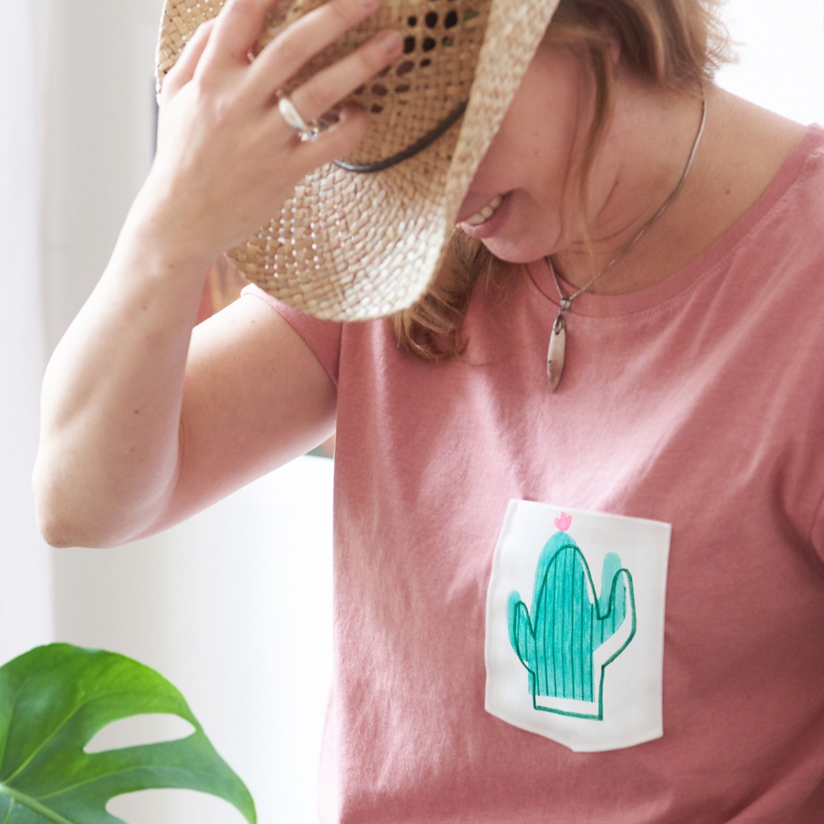 edding 4600 Textilstift 2er-Blister sortiert, Rundspitze 1 mm (Art.-Nr.: 4-4600-2-1999)