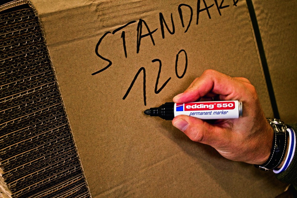 edding 550 Permanentmarker blau, Rundspitze 3-4 mm (Art.-Nr.: 4-550003)