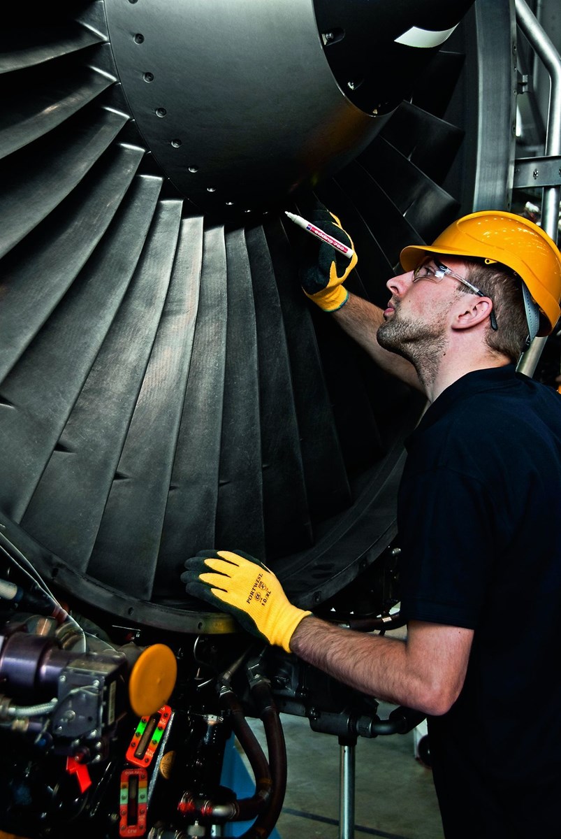 edding 750 Lackmarker blau, Rundspitze 2-4 mm (Art.-Nr.: 4-750003)