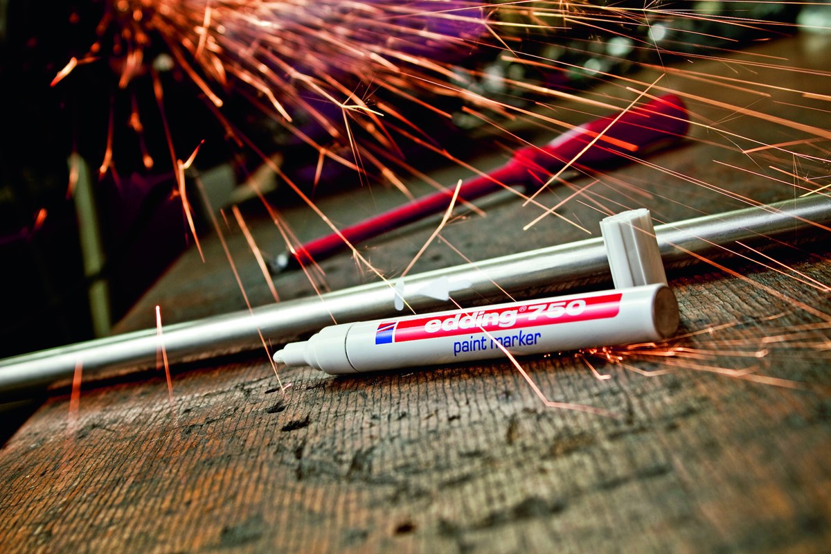 edding 750 Lackmarker blau, Rundspitze 2-4 mm (Art.-Nr.: 4-750003)