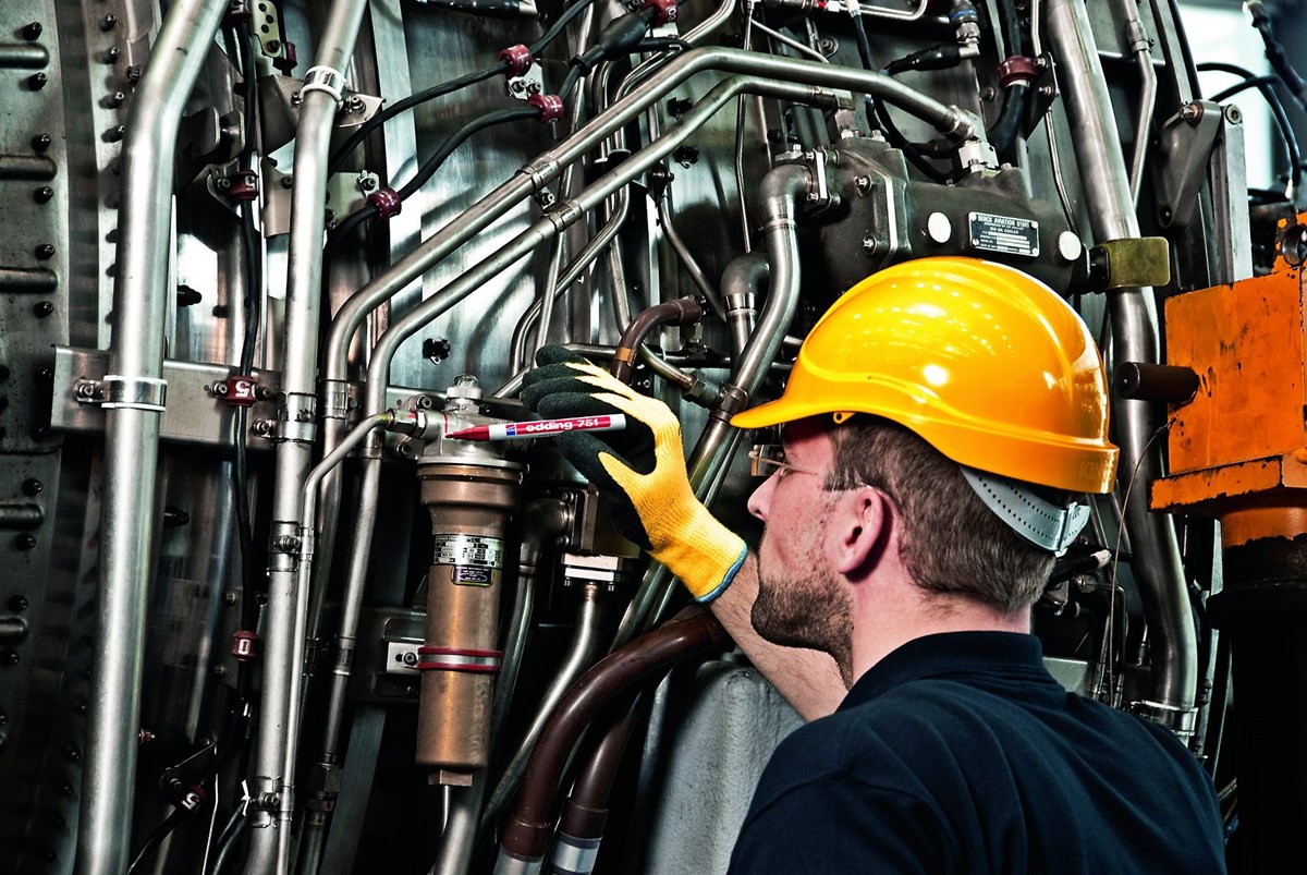 edding 751 Lackmarker rot, Rundspitze 1-2 mm (Art.-Nr.: 4-751002)