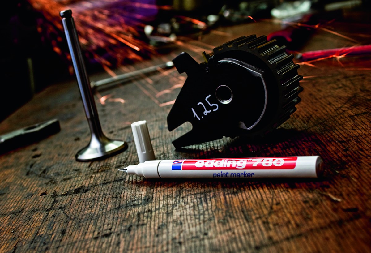 edding 780 Lackmarker silber, Rundspitze 0,8 mm (Art.-Nr.: 4-780054)