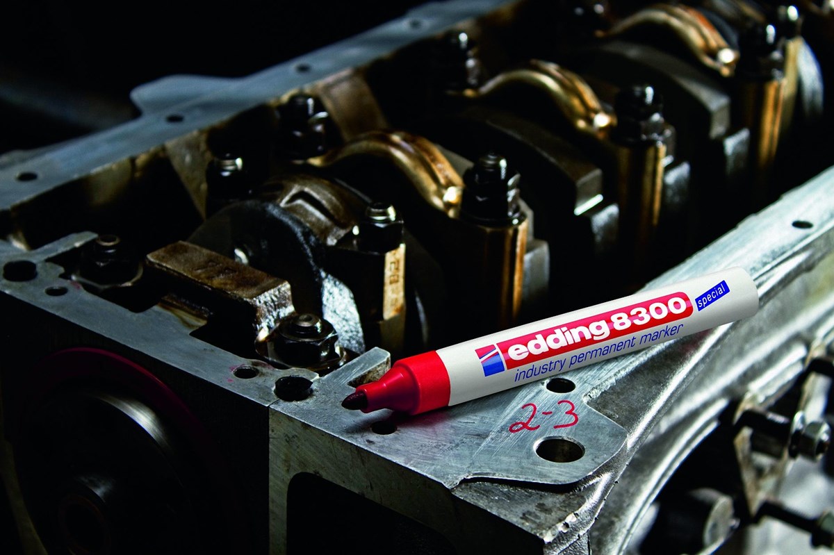 edding 8300 Industrie Permanentmarker schwarz, Rundspitze 1,5-3 mm (Art.-Nr.: 4-8300001)