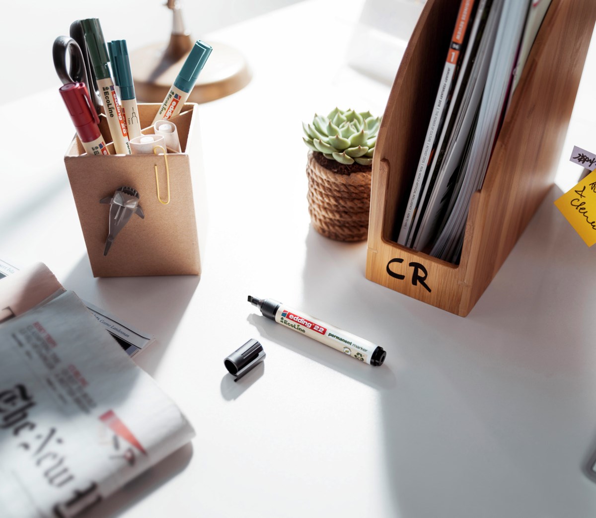 edding 22 EcoLine Permanentmarker rot, Keilspitze 1-5 mm (Art.-Nr.: 4-22002)