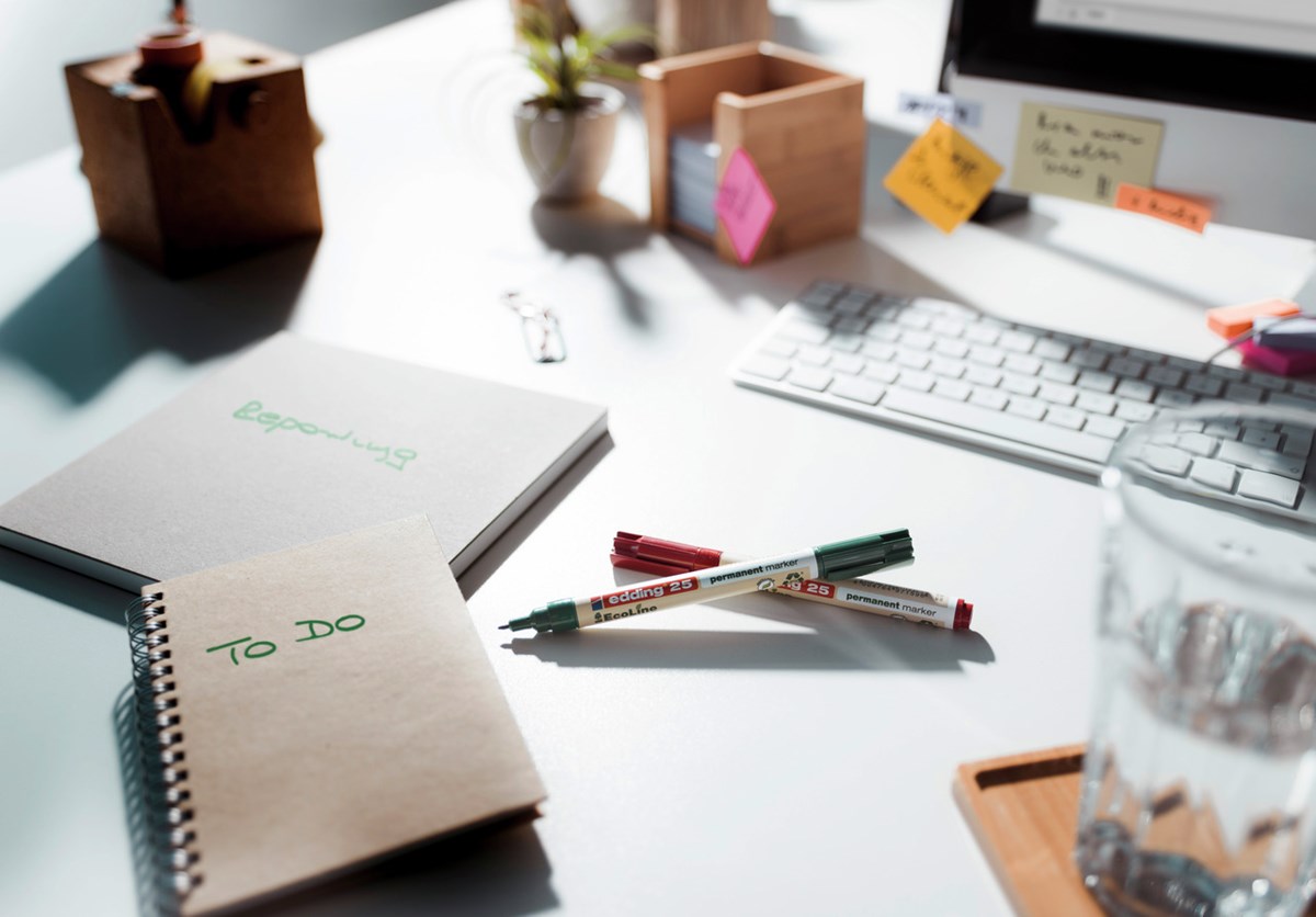 edding 25 EcoLine Permanentmarker rot, Rundspitze 1 mm (Art.-Nr.: 4-25002)