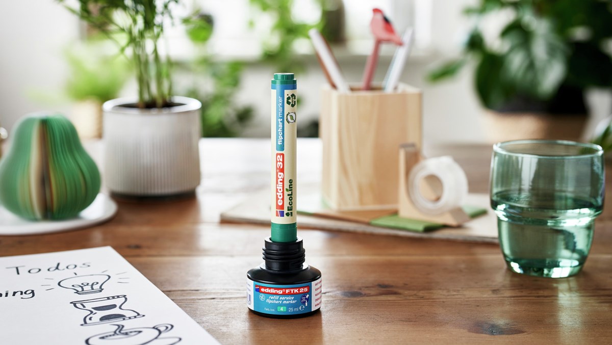 edding 32 EcoLine Flipchartmarker blau, Keilspitze 1-5 mm (Art.-Nr.: 4-32003)