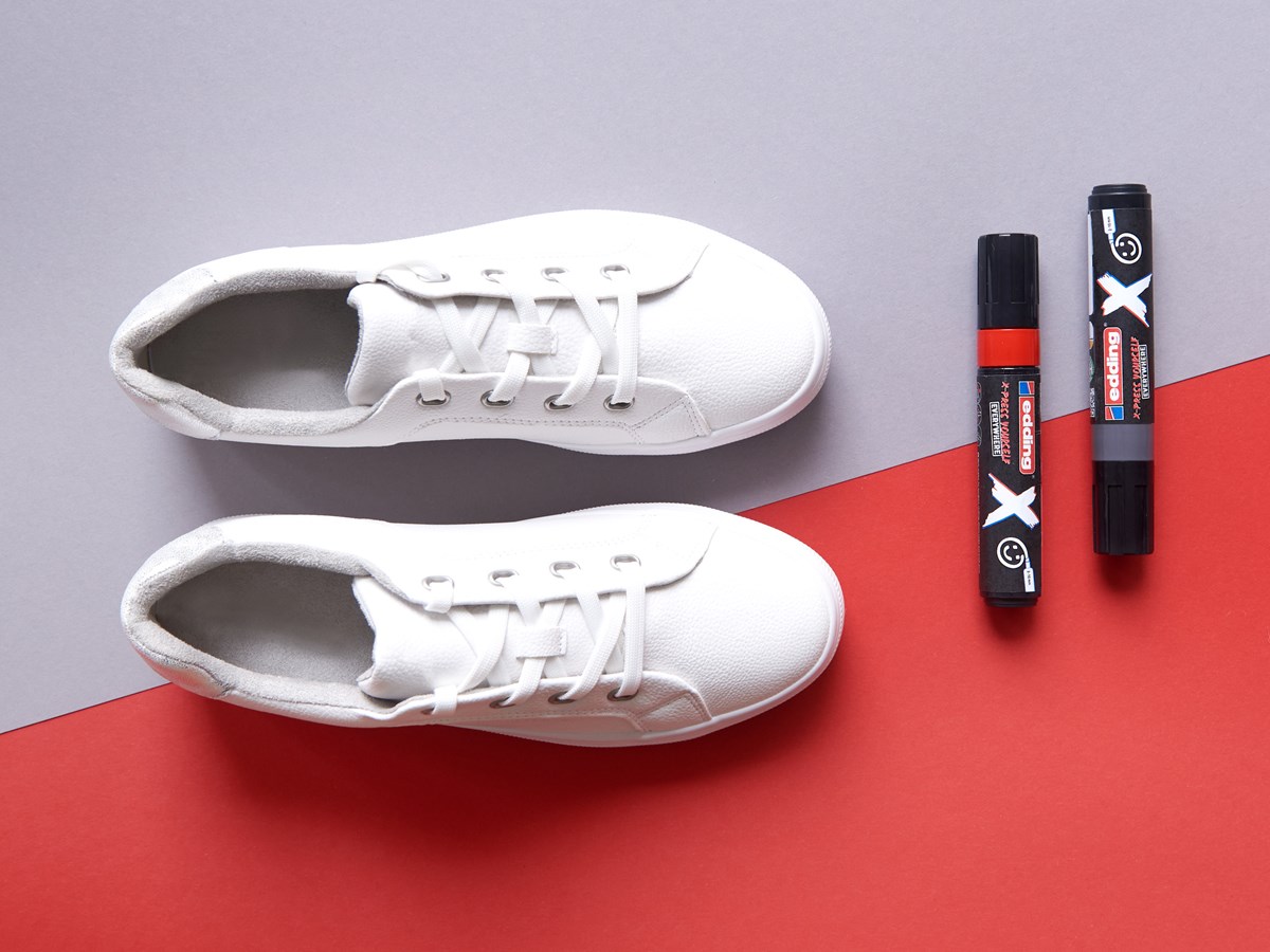 edding 6900 X Multi Marker, Yay Grey Color Set, 2 Acrylstifte, Keilspitze 2-10 mm (Art.-Nr.: 4-6900-2-2)