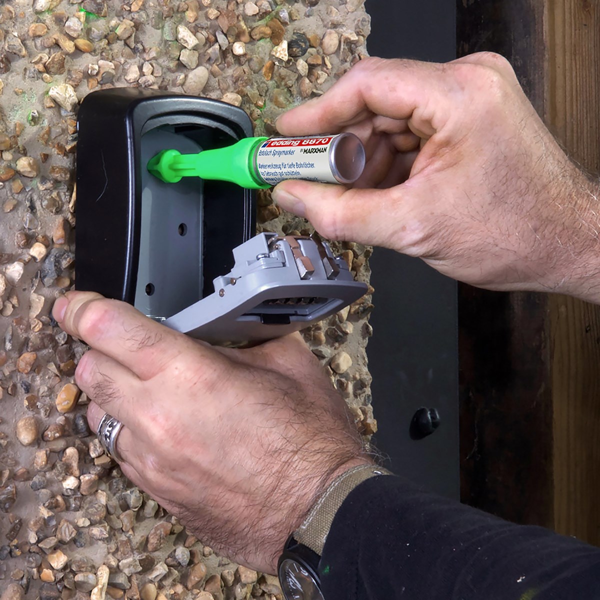 edding 8870 Bohrloch Spraymarker neongrün (Art.-Nr.: 4-8870-1-1064)