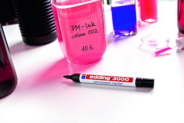 edding 3000 Permanentmarker 4er Set sortiert, Rundspitze 1,5-3 mm (Art.-Nr.: 4-3000-4-2)