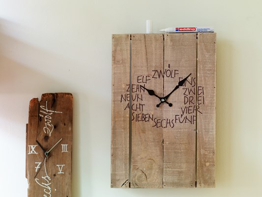 edding 4040 Mattlackmarker grün, Rundspitze 1-2 mm (Art.-Nr.: 4-4040004)