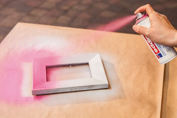 edding 5200 Permanentspray telemagenta matt (Art.-Nr.: 4-5200909)