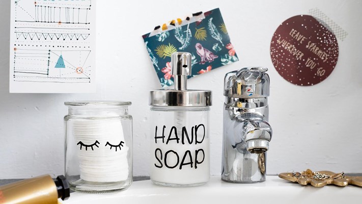 edding 751 creative Glanzlack-Marker braun, Rundspitze 1-2 mm (Art.-Nr.: 4-751-9-007)