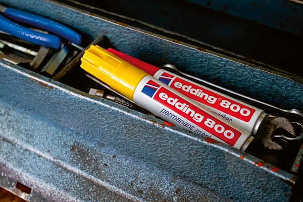 edding 800 Permanentmarker gelb, Keilspitze 4-12 mm (Art.-Nr.: 4-800005)