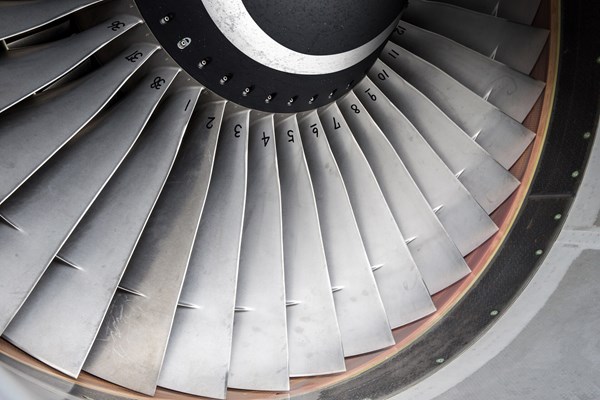 edding 8404 Aerospace Marker schwarz, Rundspitze 0,75 mm (Art.-Nr.: 4-8404001)