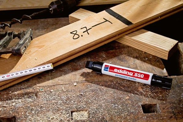 edding 850 Permanentmarker blau, Keilspitze 5-15 mm (Art.-Nr.: 4-850003)
